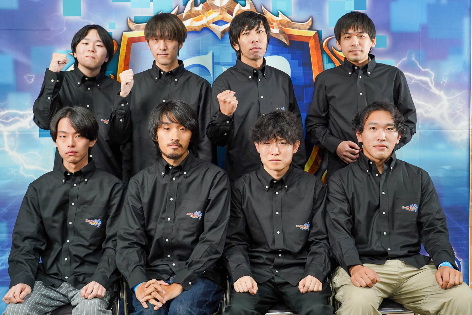 TOP8集合写真